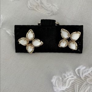 Kendra Scott Tavi mother of pearl Stud Earrings